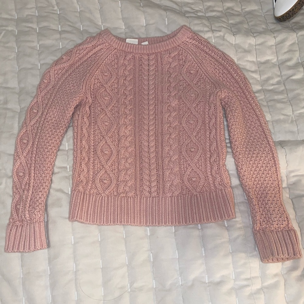 Gap sweater